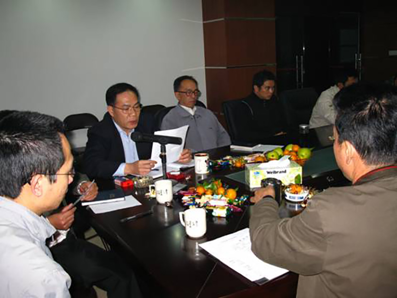 2008年專(zhuān)業(yè)技術(shù)人員座談會(huì )1.jpg